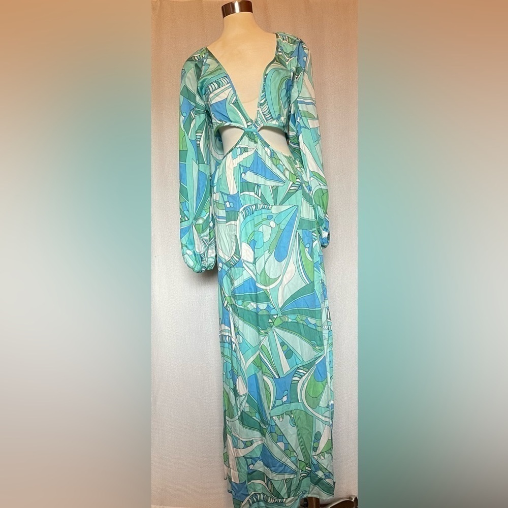 Mason Baker Olivacious long sleeve side cut out maxi dress - Picture 3 of 9